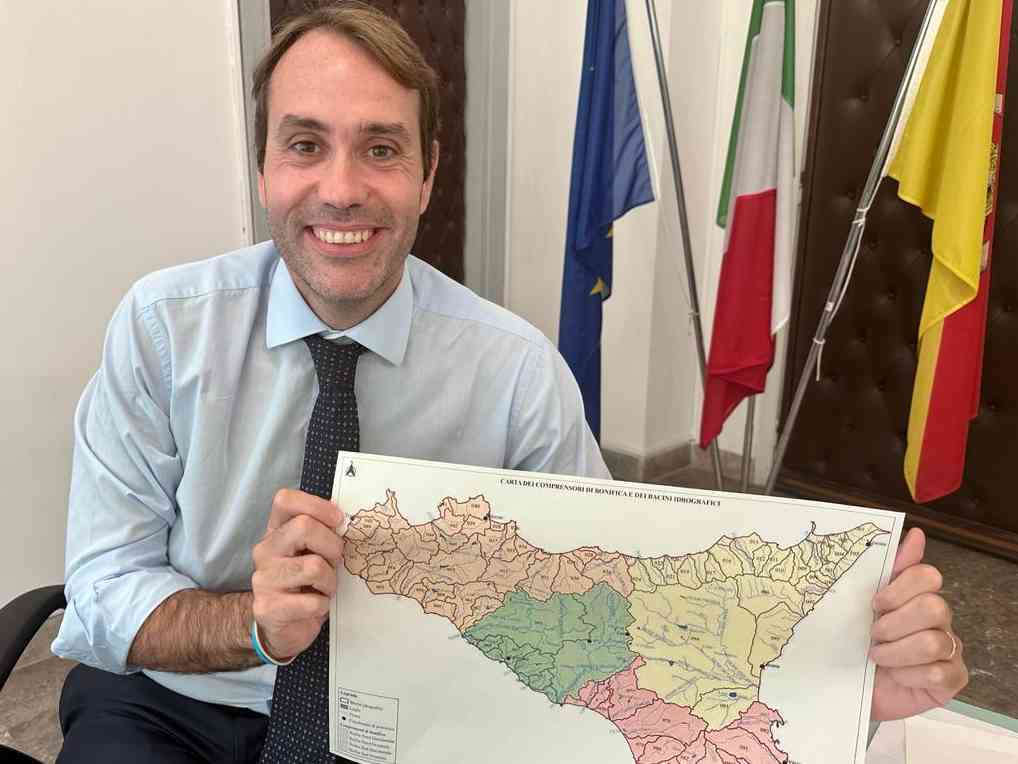 Immagine articolo: Crisi agricola. I Sindaci della Valle del Belice ricevuti dall'Assessore Regionale all'Agricoltura Sammartino