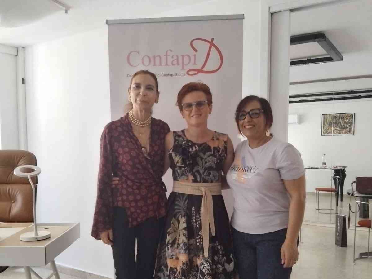 Immagine articolo: Fibromialgia e medicina di genere: siglato il protocollo d’intesa tra Algea Sicilia ConfapiD Sicilia