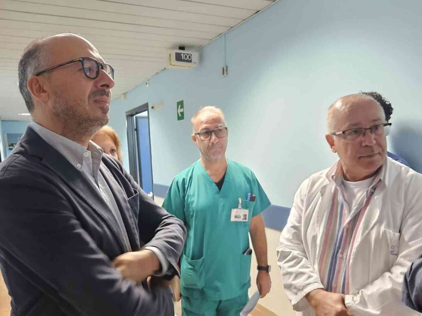 Immagine articolo: L'On. Faraone (IV) visita l'ospedale di Castelvetrano: “Lavori pronto soccorso fermi da 3 anni. Triage in uno sgabuzzino“