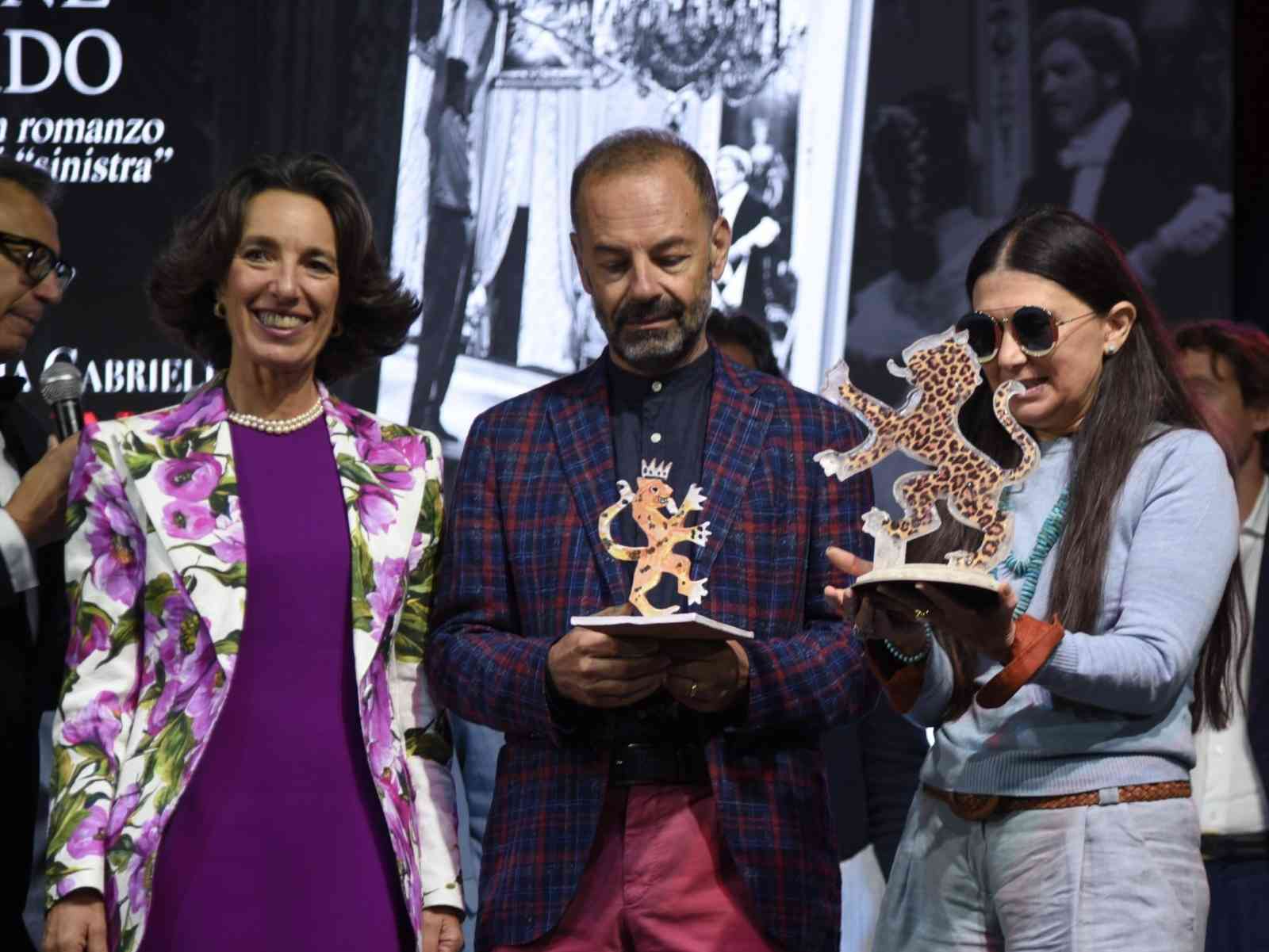 Immagine articolo: Santa Margherita. Conclusa la premiazione del XX Premio Letterario Internazionale “Giuseppe Tomasi di Lampedusa”
