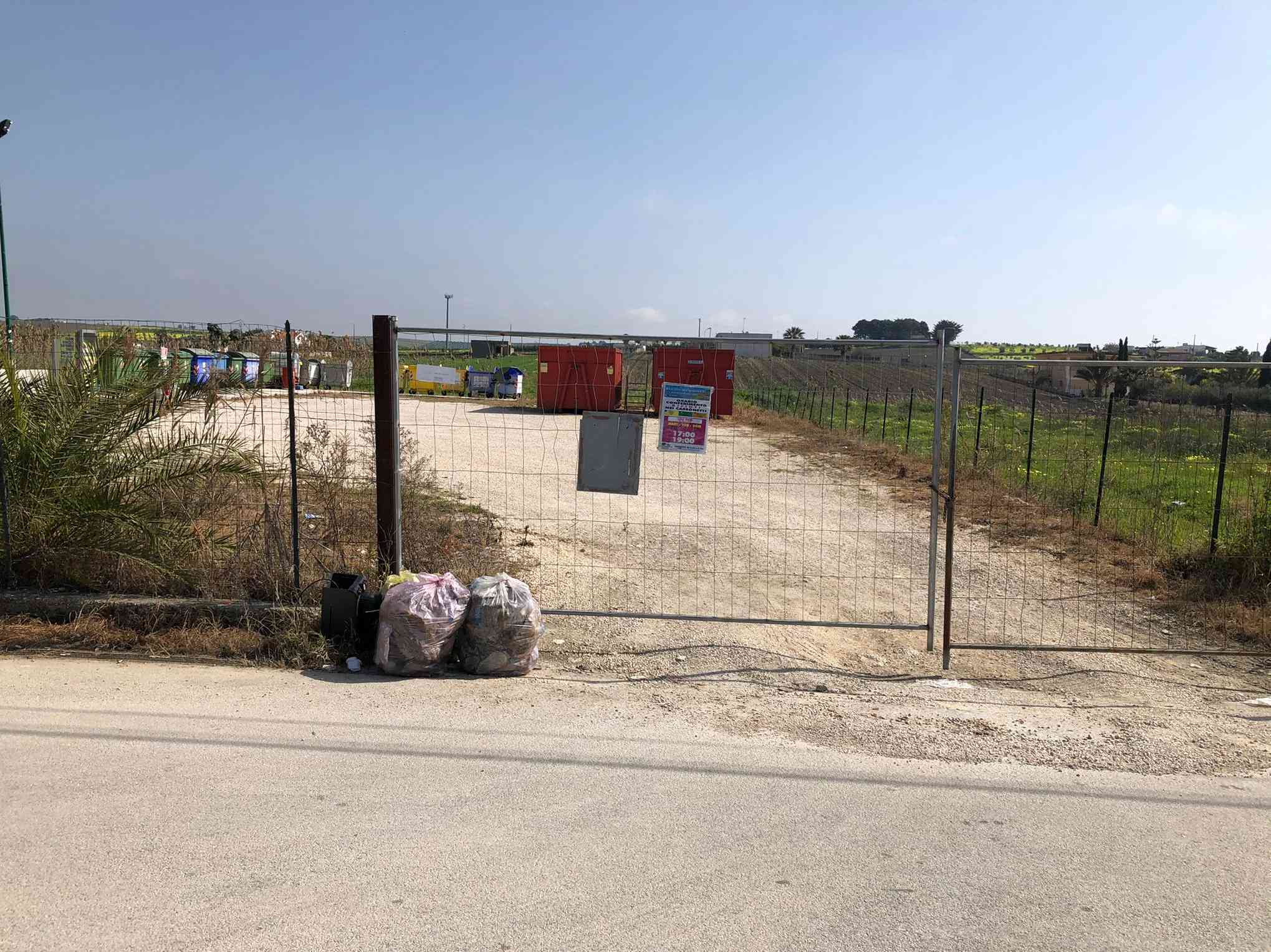 Immagine articolo: “Anche nelle C. de Fiori e Cipollazzo paghiamo la Tari ma discriminazione nella raccolta“. Lettera  dell'Associazione “PRO FIORI“ al Sindaco Mauceri