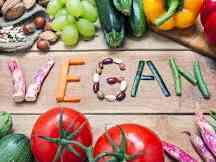 Immagine articolo: Dieta vegana tra tabù e un'alimentazione a “trazione“ naturale. Ecco come sostituire alcuni alimenti