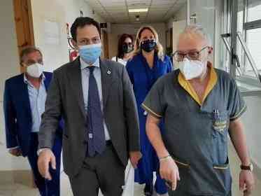 Immagine articolo: Covid, Razza all'ospedale di Ribera: «Abbiamo salvato e rilanciato struttura»