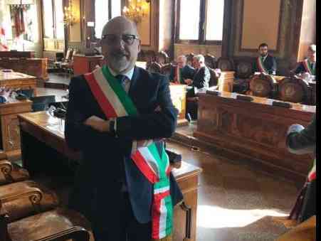 Immagine articolo: Girgenti Acque, il Sindaco di S. Margherita attacca: “Paradossali le parole del Presidente Campione. Da noi massimo senso di responsabilità“