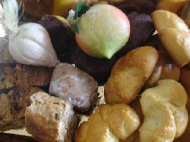 Immagine articolo: “La marturana“ e “li pupa di zuccaru“. La ricorrenza dei defunti tra fede e tradizione