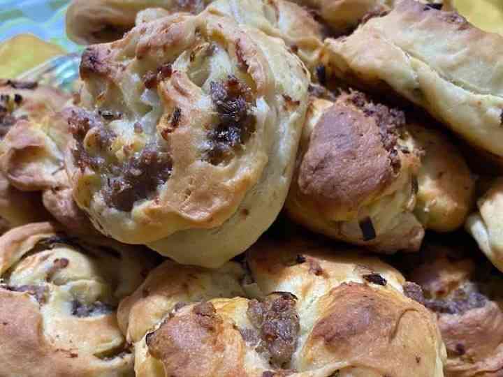 Immagine articolo: Al via su Bnews.it la rubrica “La mia ricetta è“. Oggi Gina Maria Parrino presenta la ricetta delle “‘nfrigghiulate“