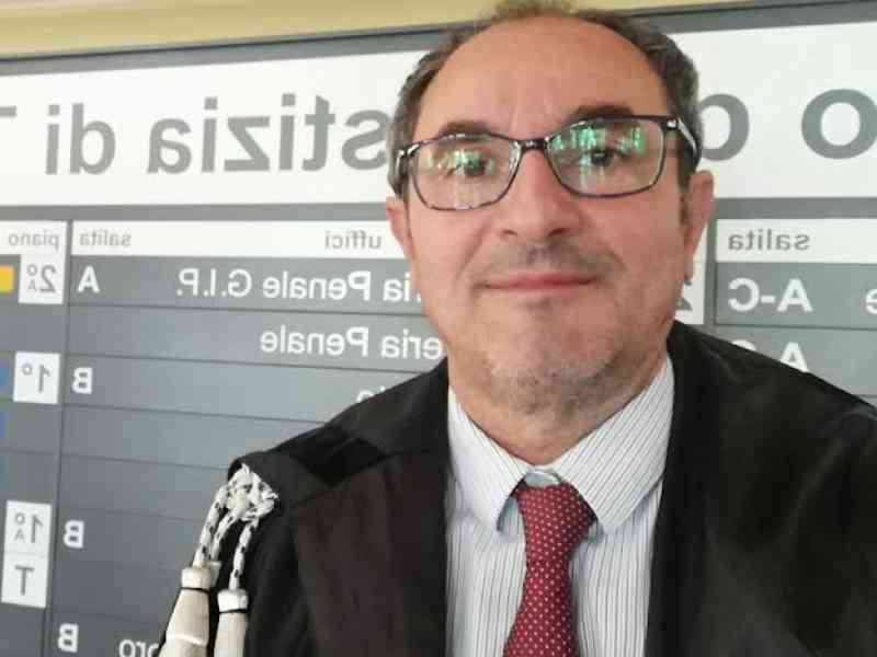 Immagine articolo: Non consegna l'autovettura venduta online, denunciata una donna