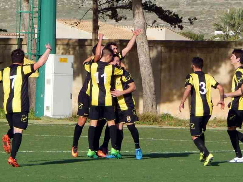 Immagine articolo: Calcio. Il Real Menfi vince e raggiunge i PlayOff