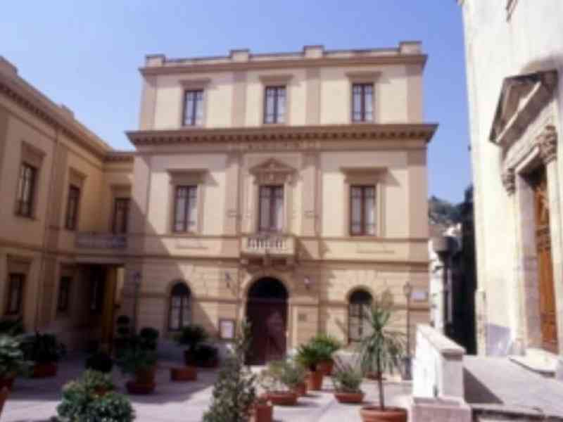 Immagine articolo: Calatafimi, al via la stabilizzazione dei precari al Comune