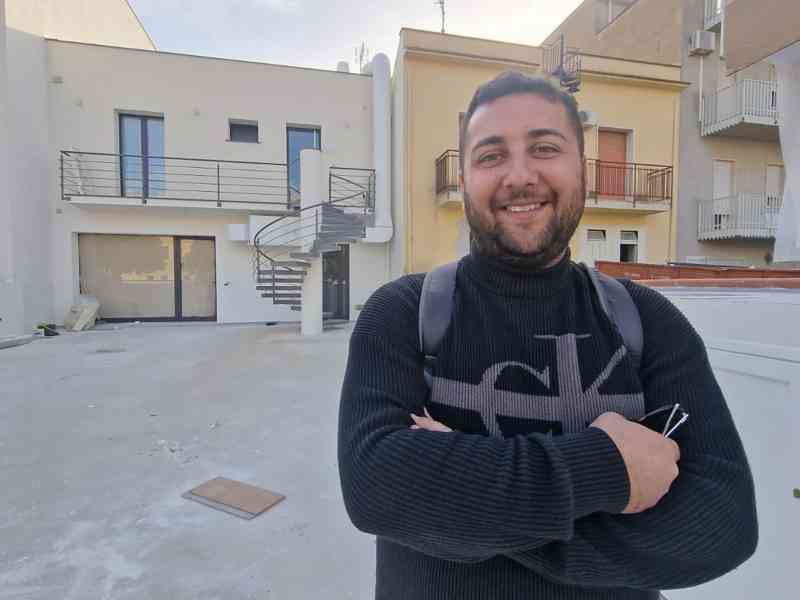 Immagine articolo: Il Gal “Valle del Belìce” lo aiuta a far nascere il ristorante: giovane chef torna a Gibellina