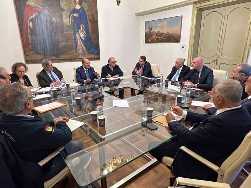 Immagine articolo: Siccità, insediata cabina di regia regionale. Schifani: “Ho chiesto soluzioni rapide e concrete“