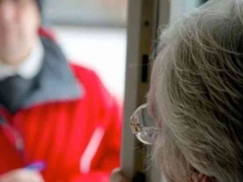 Immagine articolo: Vendeva rilevatori di gas “obbligatori“, 80enne smaschera truffatore