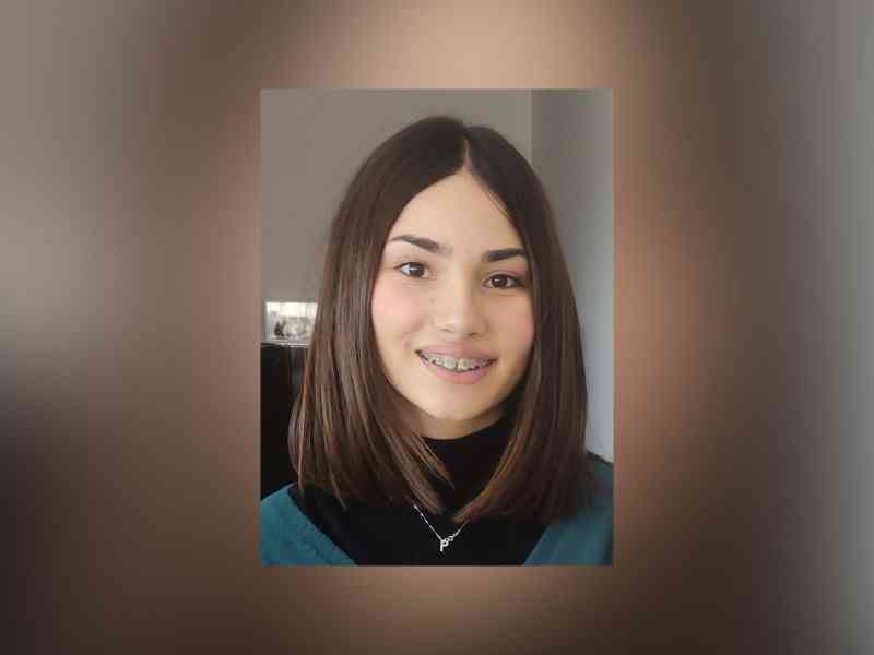 Immagine articolo: Poggioreale. La giovane Paola Cuscino vince la 1 edizione del concorso letterario ”Halyciae”