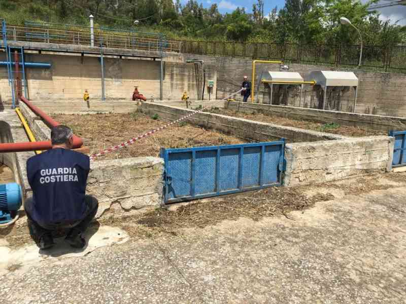 Immagine articolo: Salaparuta, la Capitaneria riscontra una “gestione illecita di rifiuti”. Disposto il sequestro di un impianto