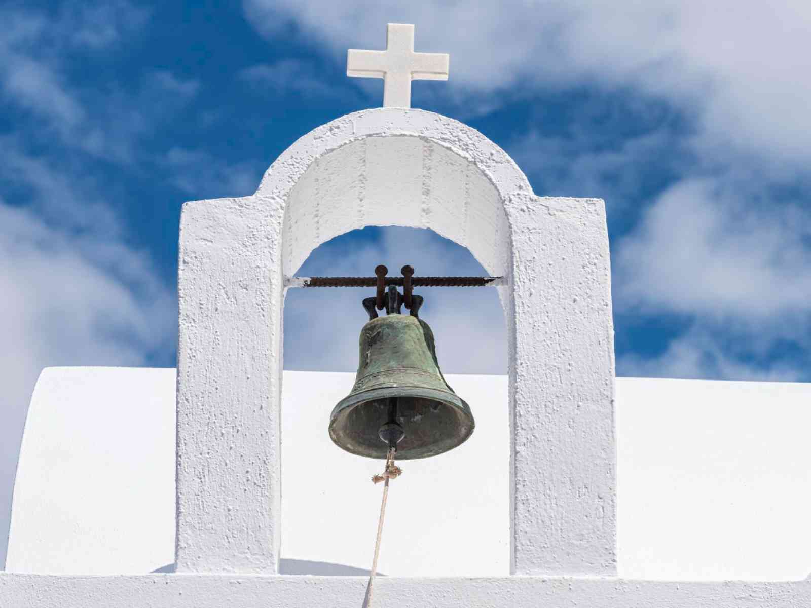 Immagine articolo: Il suono delle campane per Gaza. L’Arcivescovo Damiano: pregare per la pace