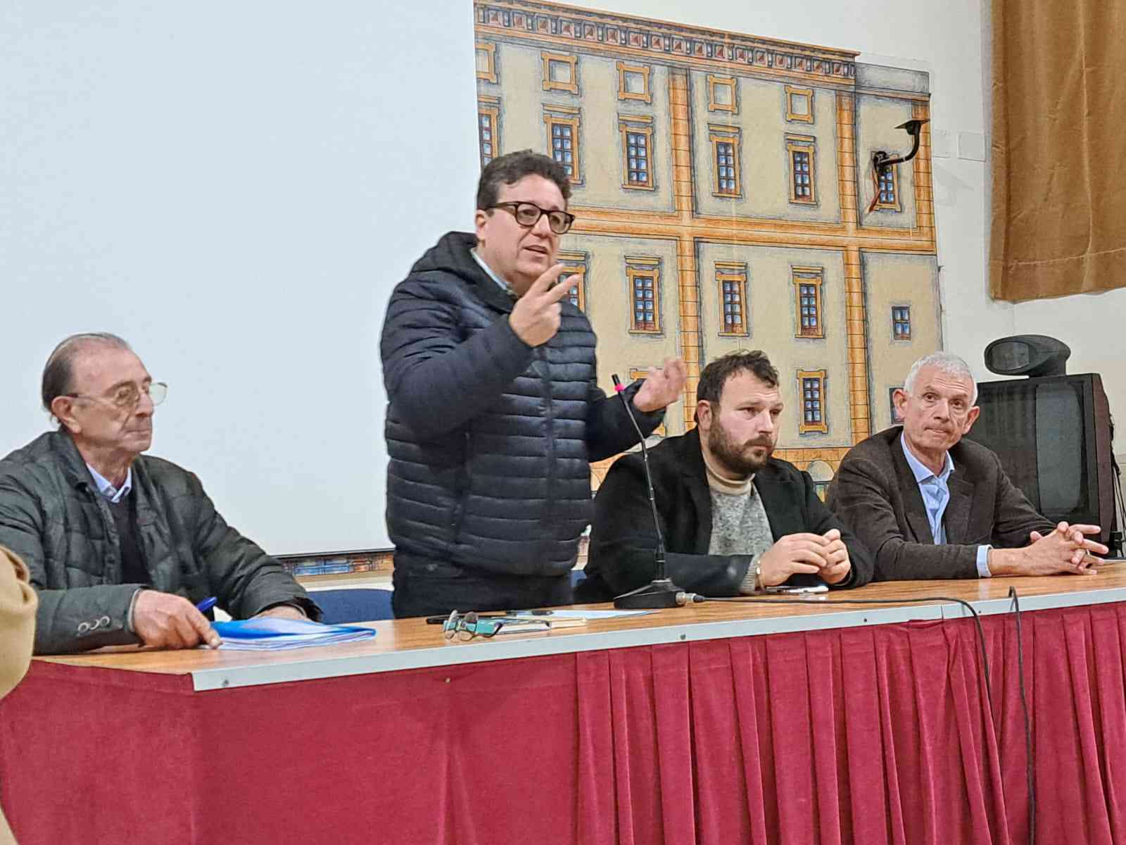 Immagine articolo: Clemente, Gagliano e Dimino pianificano la campagna irrigua insieme al Commissario Giarraputo