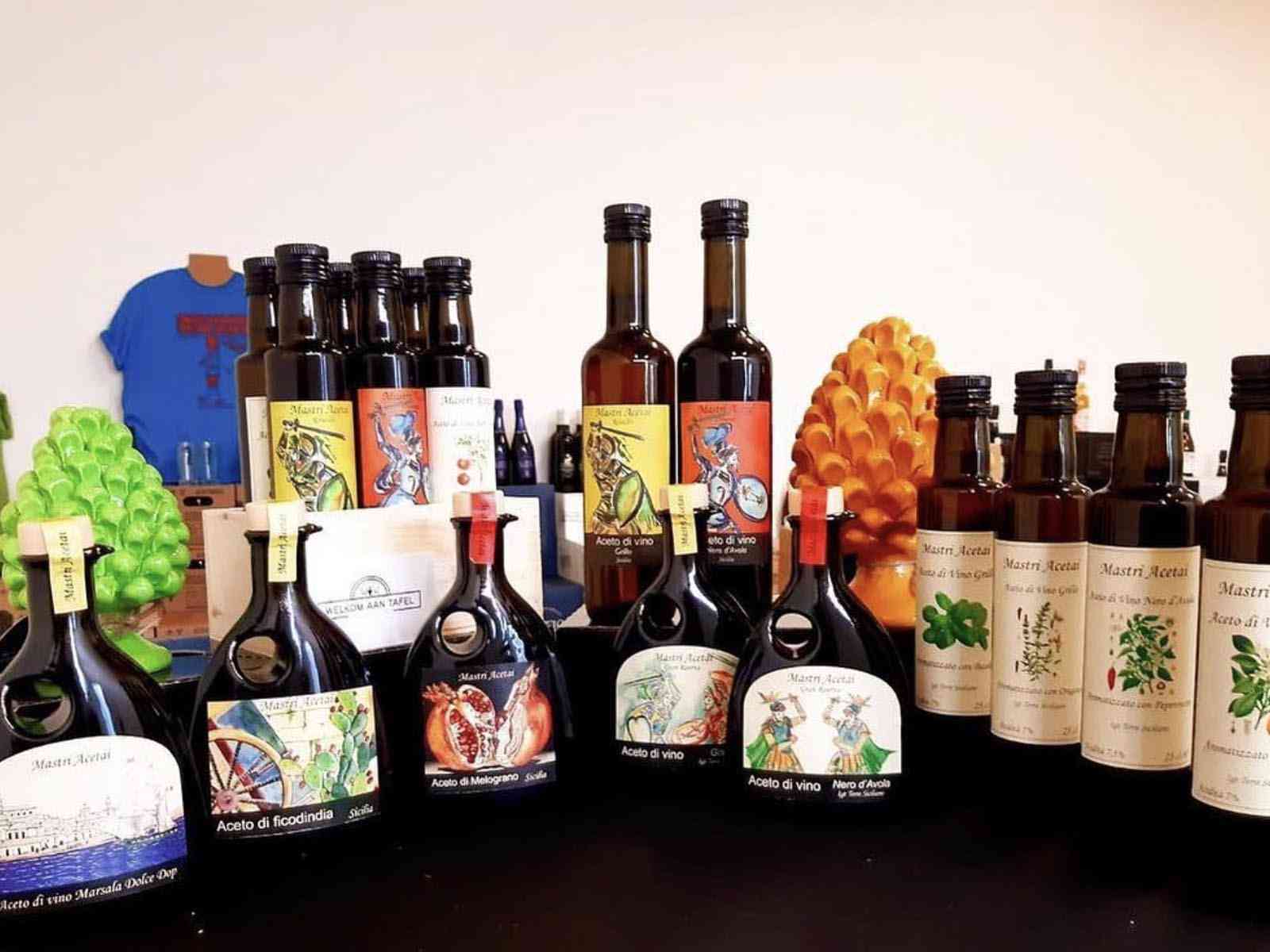 Immagine articolo: L'ingegnere che ha inventato l'aceto in “salsa siciliana“. Giacomo Amodeo torna nella sua Menfi e diventa produttore