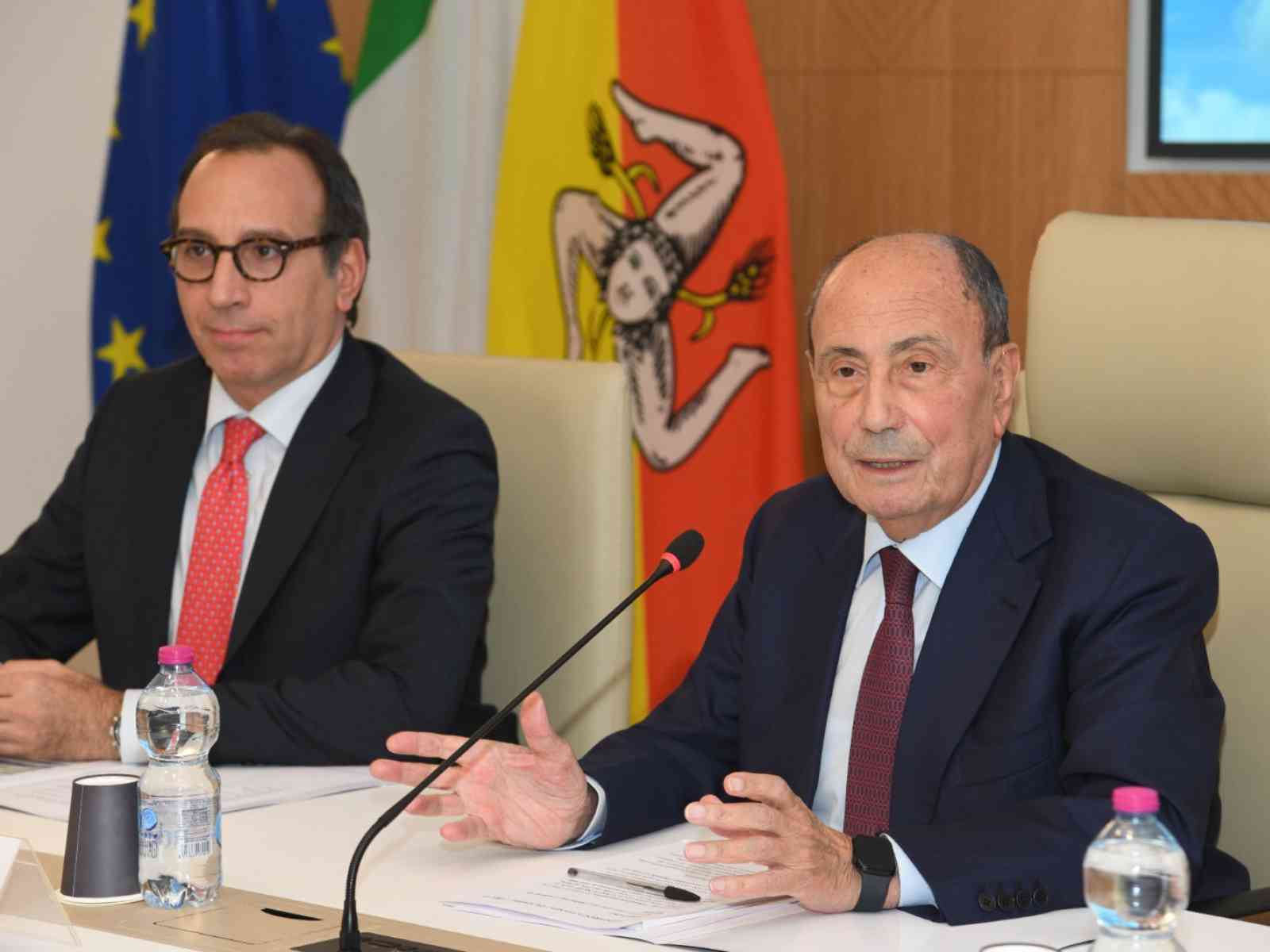 Immagine articolo: Posidonia a Menfi, mercoledì sopralluogo dei tecnici della Regione. Schifani: «Acceleriamo per ridurre disagi alla comunità»