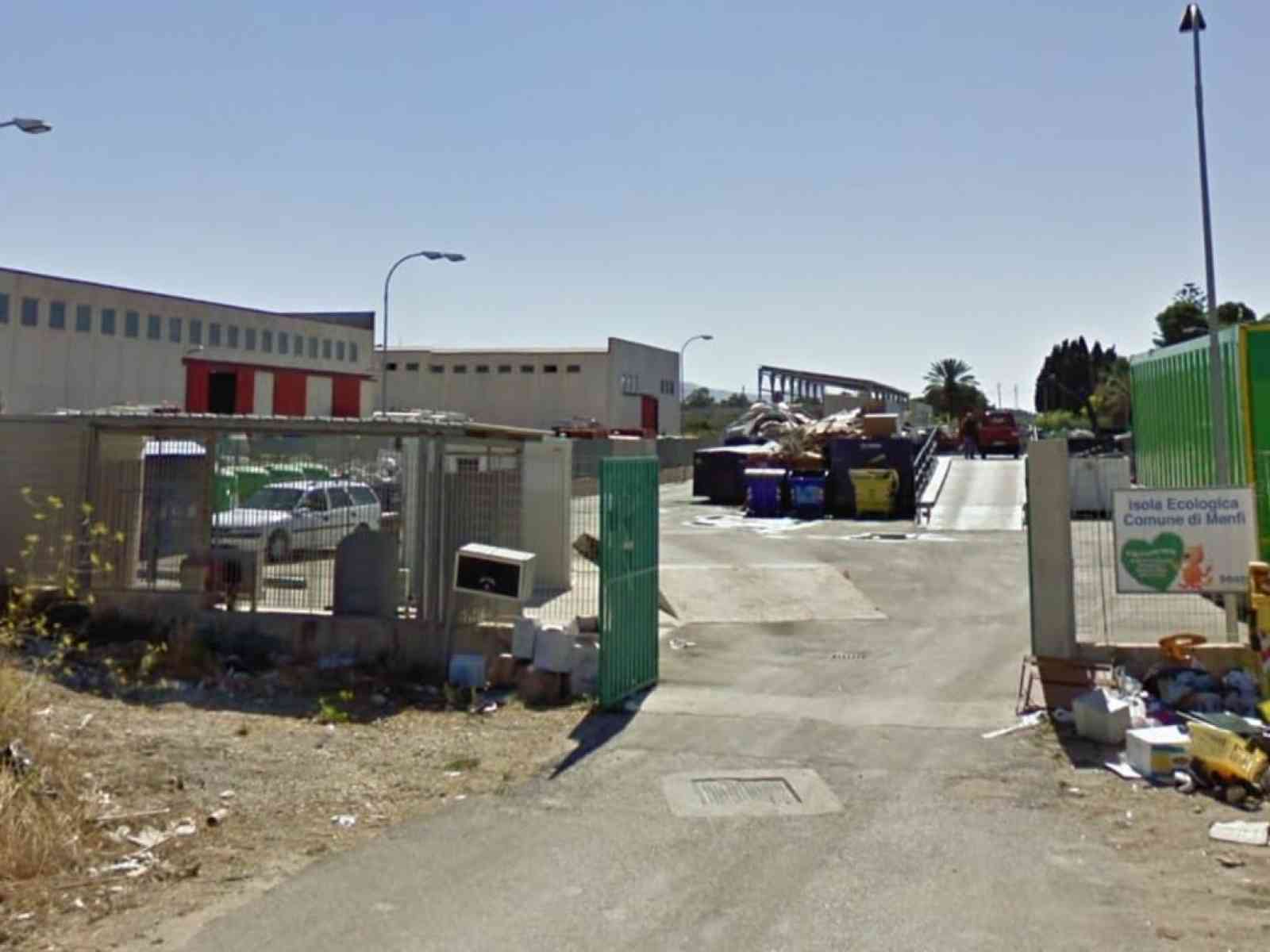 Immagine articolo: Rifiuti. MPA, FdI e Gruppo Tamajo Belice: “Menfi perde 310mila euro per colpa dell'Amministrazione”