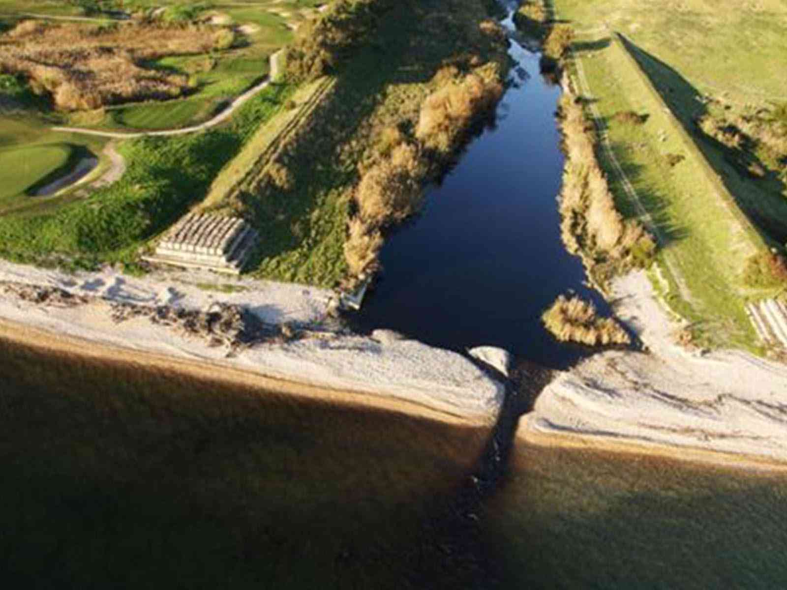 Immagine articolo: Siccità: l'acqua del Verdura a Ribera si disperde in mare