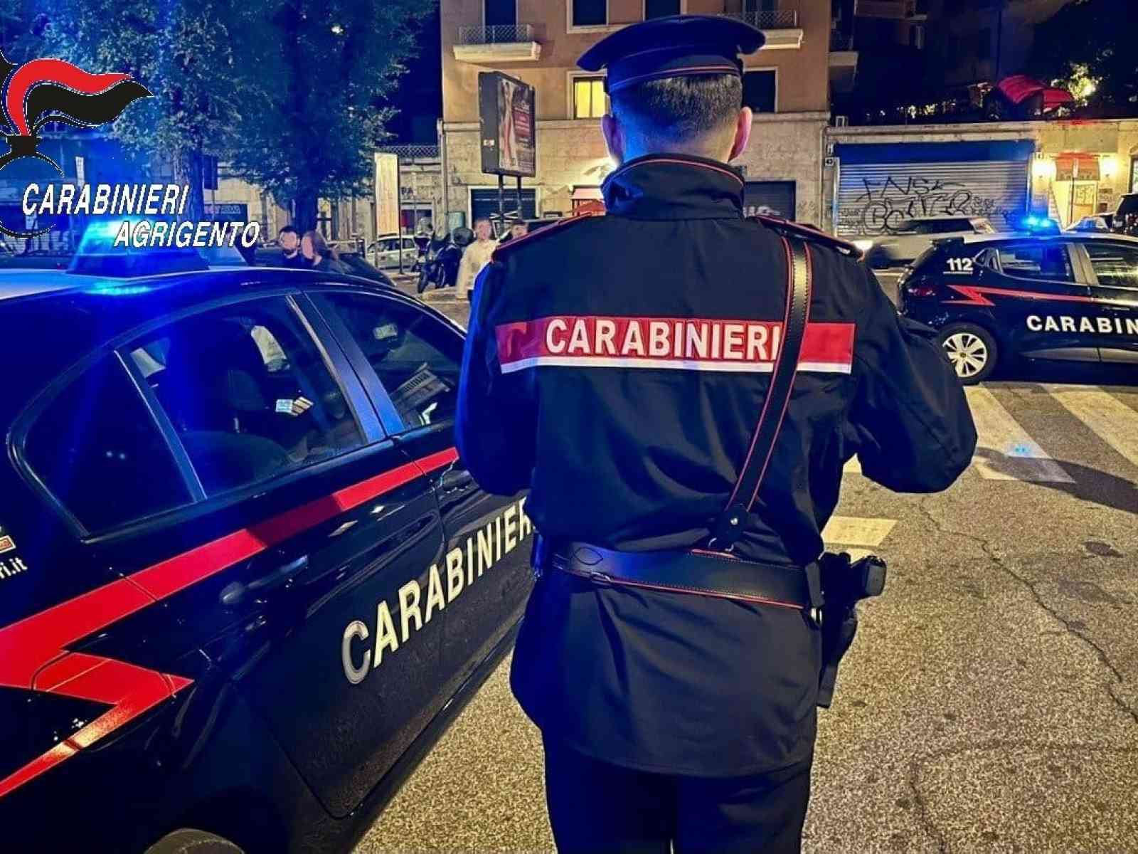 Immagine articolo: Faceva prostituire la figlia tredicenne: orrore tra Menfi e Gibellina, arrestata la madre con altri 5