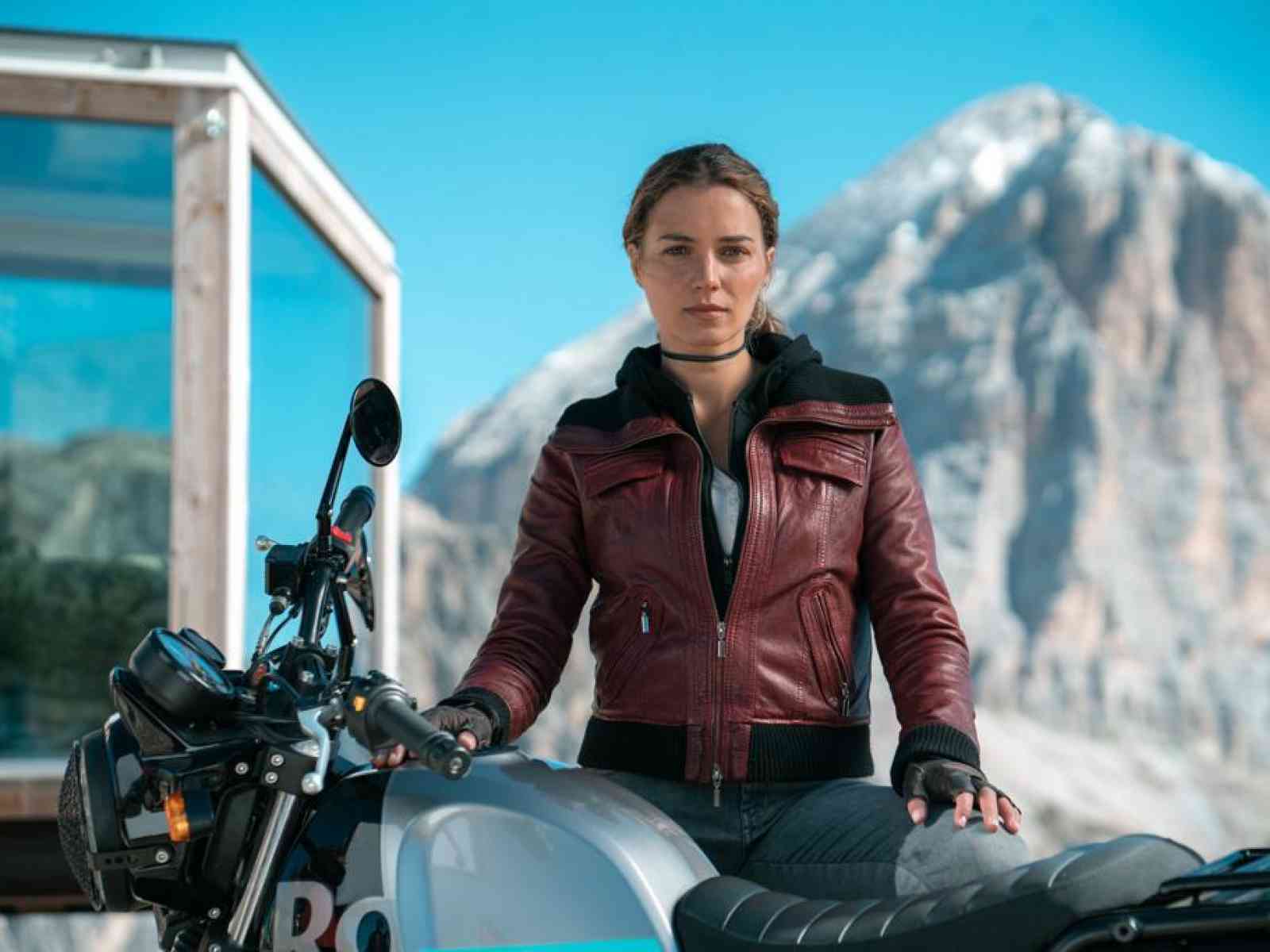 Immagine articolo: Giusy Buscemi impegnata nelle riprese della fiction “Ad un passo dal cielo 8“