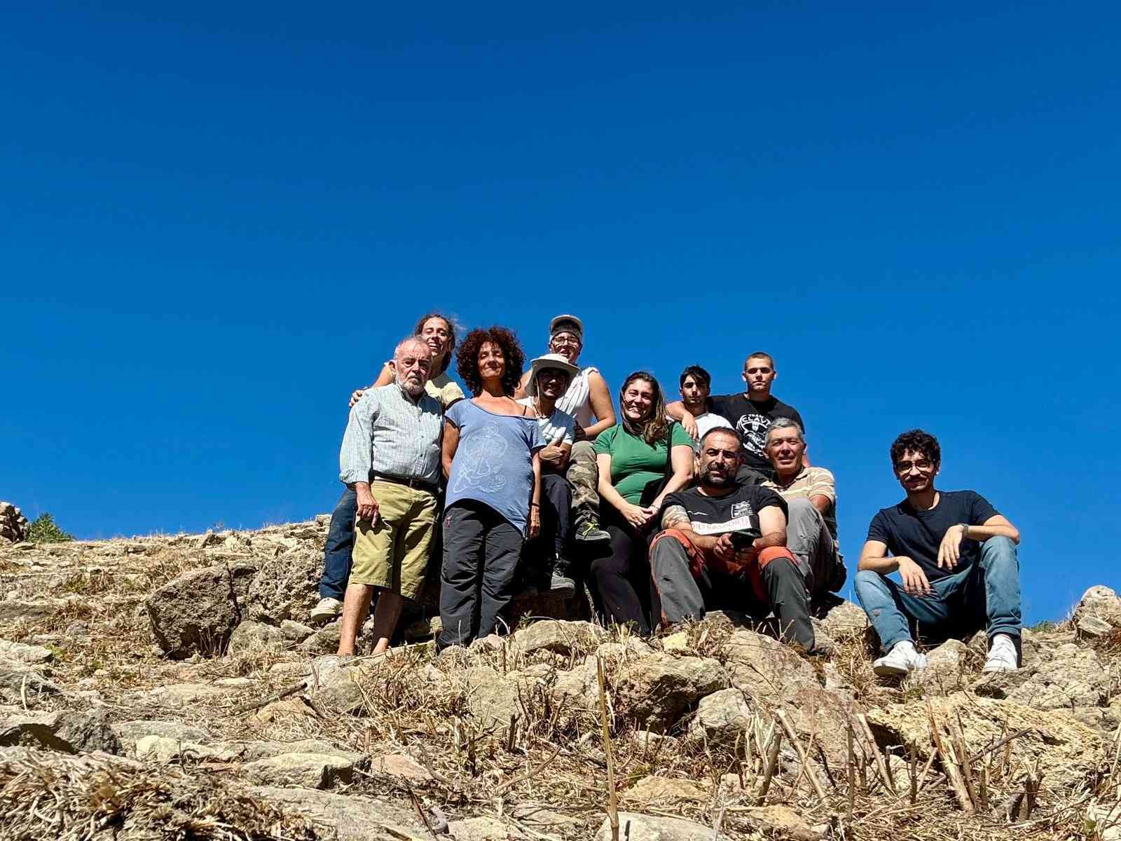 Immagine articolo: Poggioreale. Ripresi gli “scavi archeologici” nella zona di Monte Castellazzo