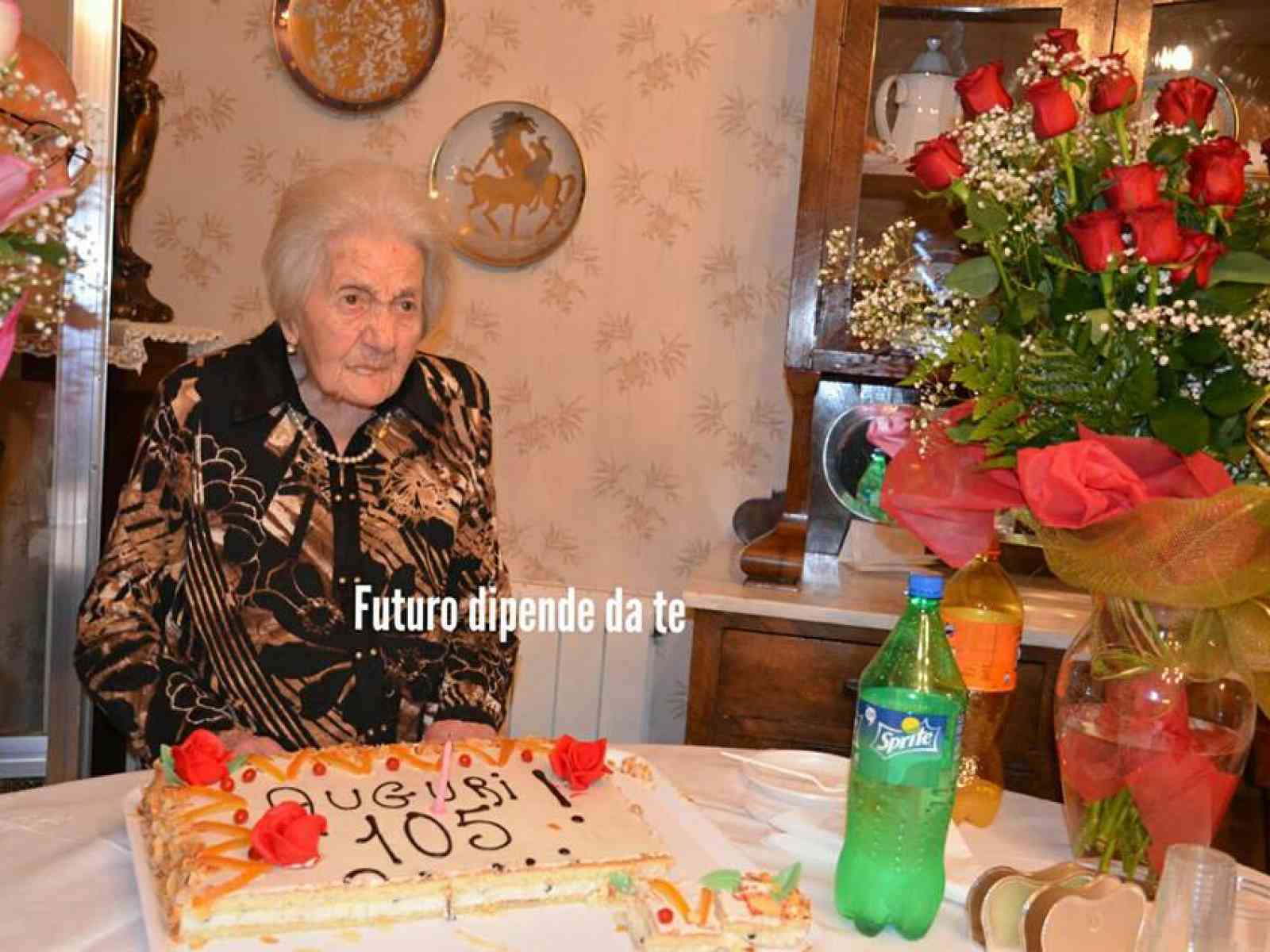 Immagine articolo: Santa Margherita festeggia i 105 anni di nonna Francesca Artale. In tanti alla sua festa alla presenza di amici e familiari