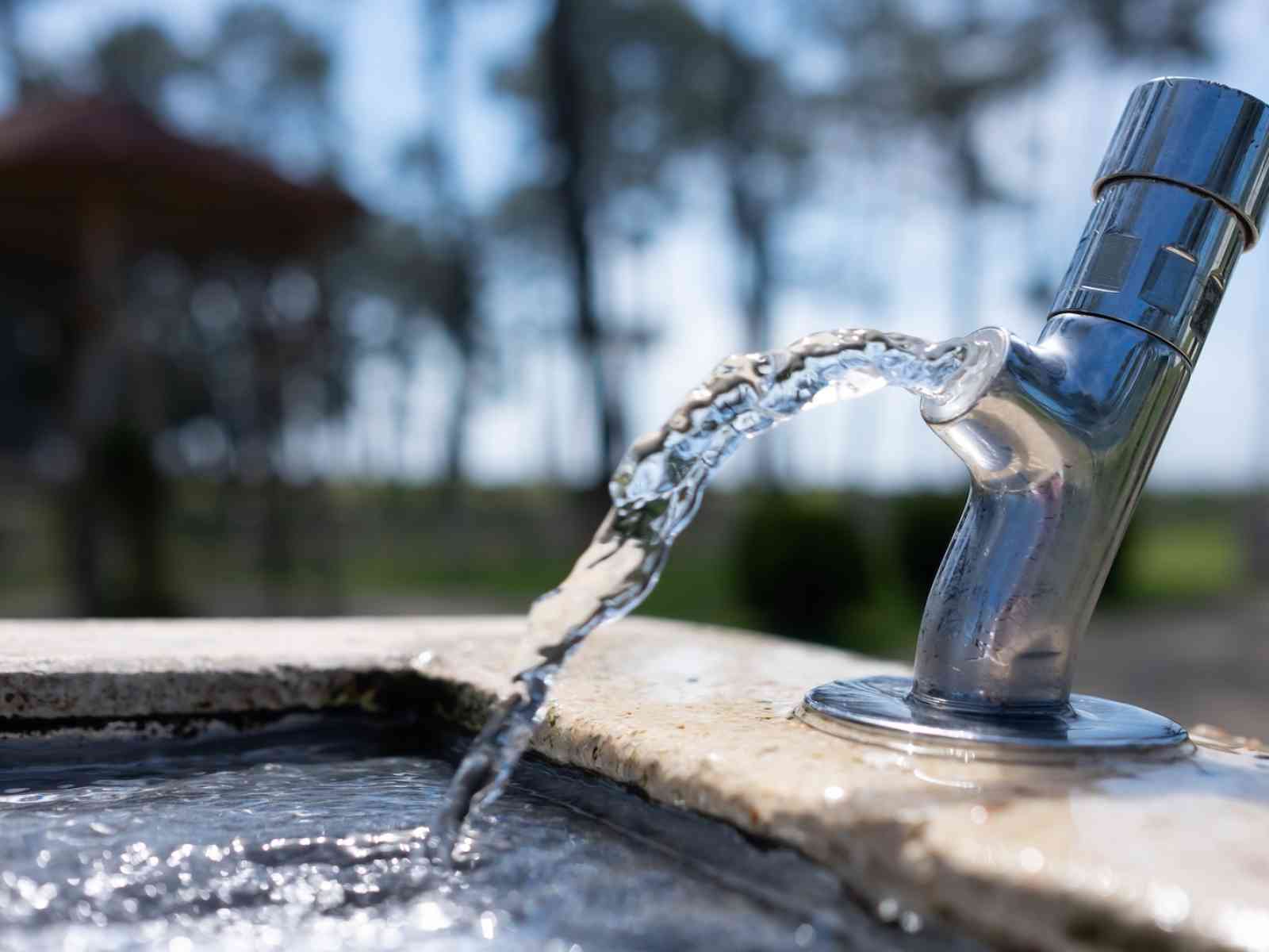 Immagine articolo: Montevago, aveva realizzato un allaccio abusivo per la propria abitazione. Condannata una donna 37enne